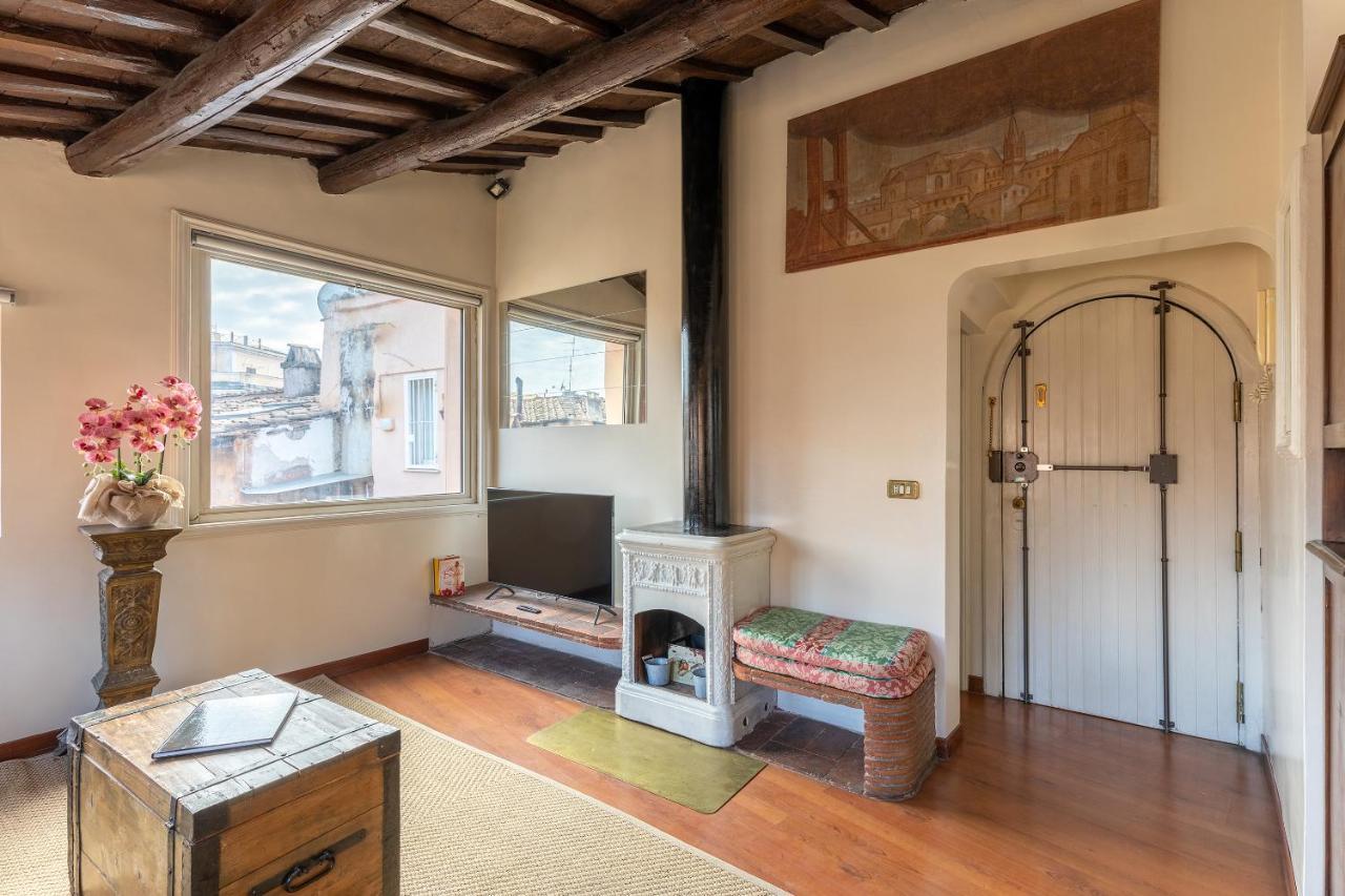Apartamento As Feel - Cozy Penthouse In Navona Roma